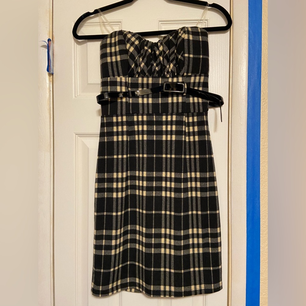 Women’s dress